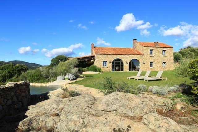 Domaine De Murtoli Les Bergeries